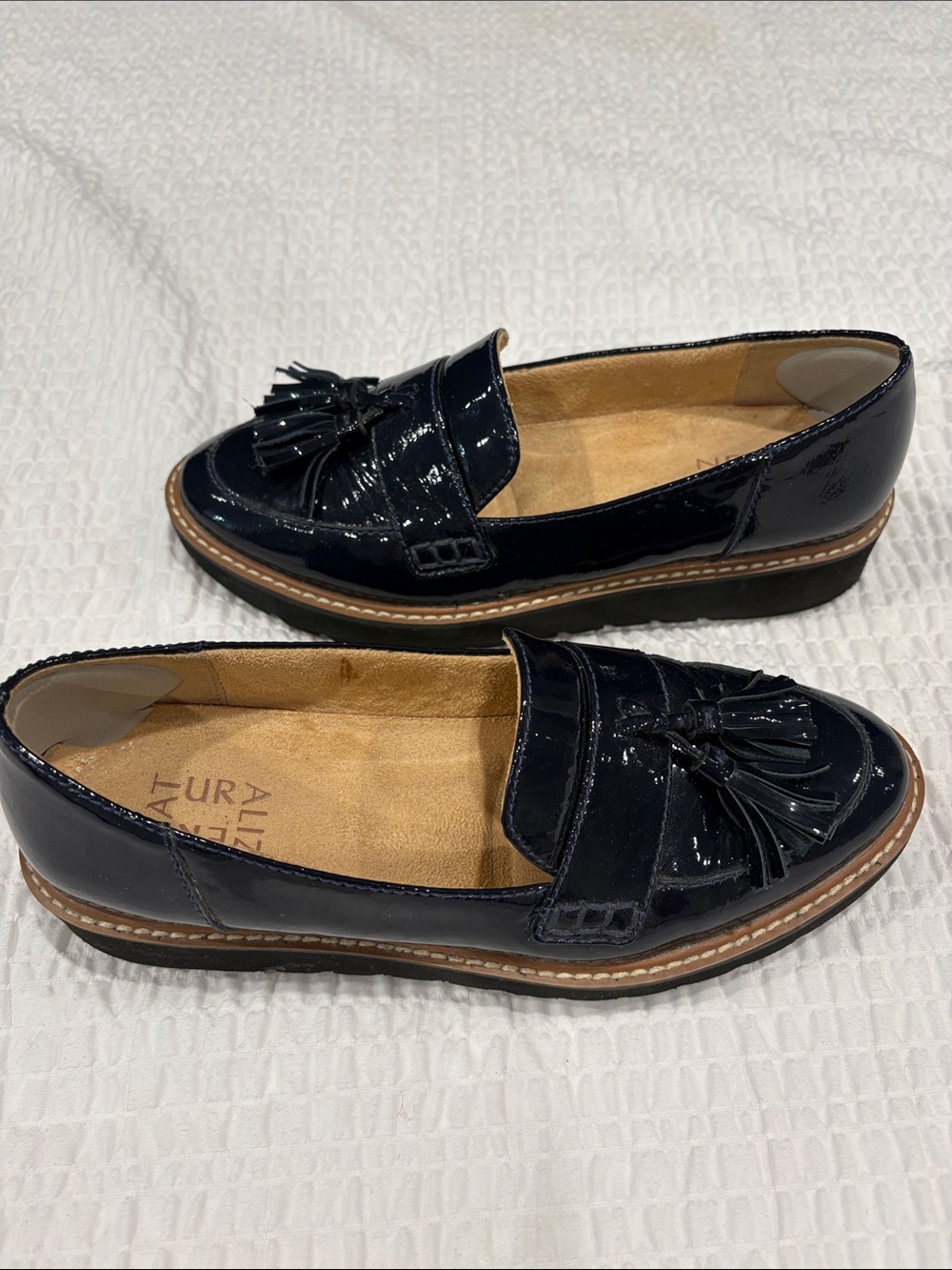 Naturalizer Women's Navy August Patent Leather Tassel Loafers
Size 6.5
